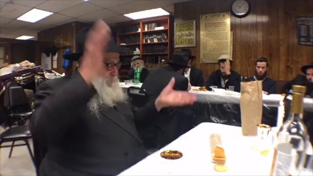 Rabbi Groner speaks on Yud Tes Kislev Farbrengen 5777 2 of 2 смотреть онлайн