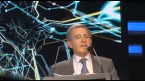 ALVARO URIBE EN ESPACIO 2011