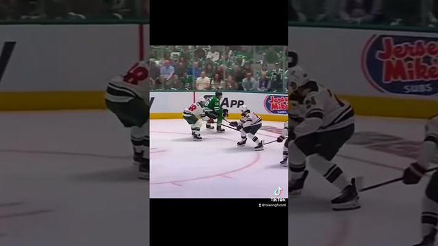 Matt Dumba knocks Pavelski out of the game. Stably Cup Playoffs-round 1