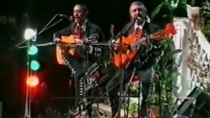 OSVALDO RIOS CANTANDO "EL MAR Y EL CIELO"