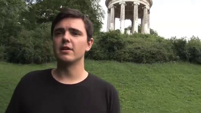 FHM interviewt Matt Harding von wherethehellismatt.com