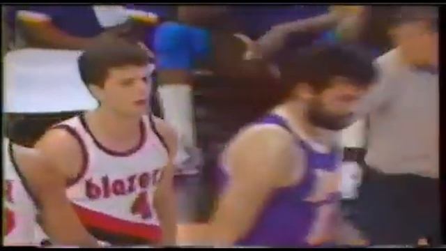 Dead-Ball Jump Drazen Petrovic vs Vlade Divac March 27 1990