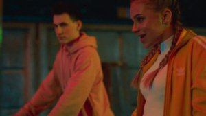 Катя Адушкина - Одна