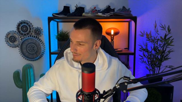 Les Sneakers !!! Say WHATTTT ?