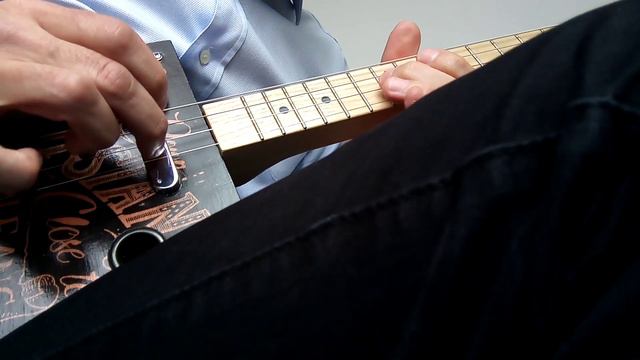 Ron Taylor: "Gorgeous Ghost" (Cigar Box Guitar) смотреть онлайн