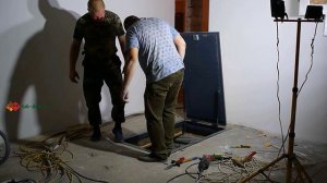 Монтаж  напольного люка в частном доме