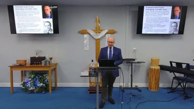 Apologetics Conference Session Three, 10 Reasons to Believe the Bible is the Word of God смотреть онлайн