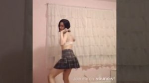 Girl dancing for you😏