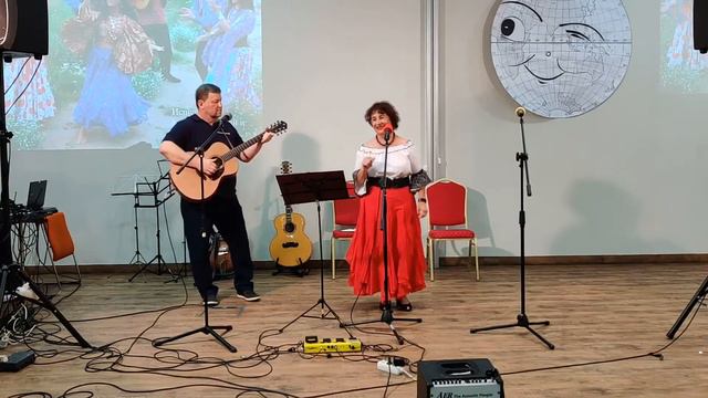 РАЗВЕСЁЛЫЕ ЦЫГАНЕ. Тоня БАГЛАЙ, Владимир ЛАПИН. Синий троллейбус, Клайпеда 4.10.2020. смотреть онлайн