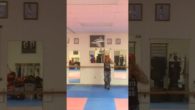 Loco Toning or Cumbia routine Zumba with Ann Marie смотреть онлайн