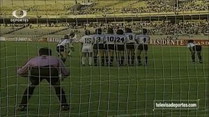 Golazo de Juan Carlos Vera a QRO 90-91