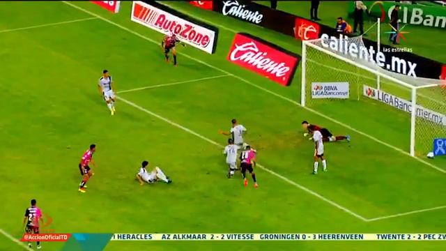 Tiago Volpi ataja a Duque Querétaro смотреть онлайн