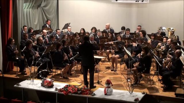 "Angeli in paradiso" dal Concerto di Natale 2012 della banda musicale di Pasturo ( Lecco ) смотреть онлайн