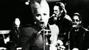 Daphne Guinness - No No No (Official Video)