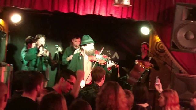 Доброночь. Клуб Banka