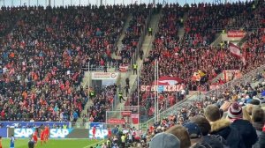 FC Bayern Fans HURENSOHN Plakete Gegen HOPP + Pyro in Hoffenheim : FC Bayern 0:6