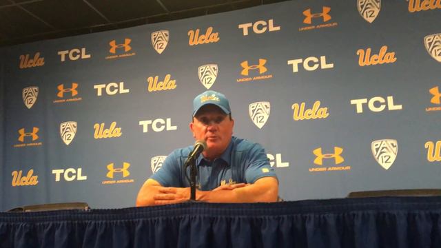 Tom Bradley after Hawaii win смотреть онлайн