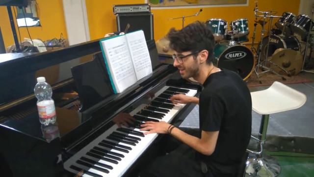 Blue bossa - Amazing keyboard duo - Conservatorio di Ferrara - Teo Ciavarella e Lorenzo Locorotondo смотреть онлайн