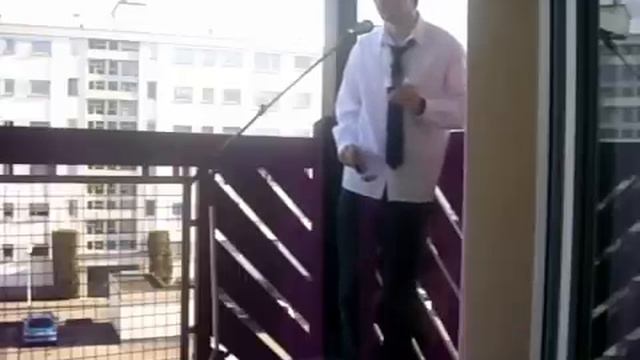 Pierre Bayon - Ca m'énerve смотреть онлайн