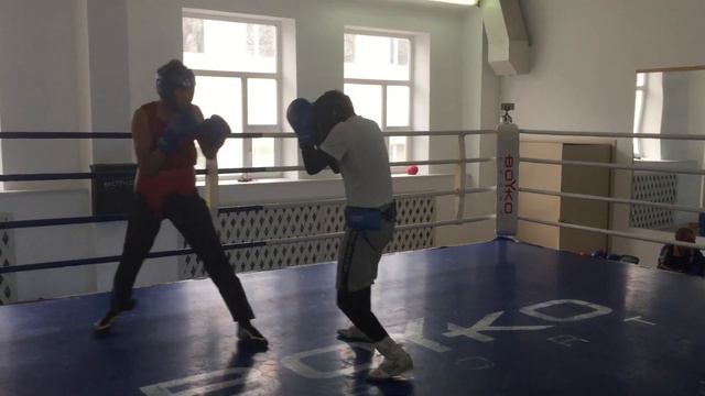 Такижанов А. - Маралов спарринг 27.10.17 смотреть онлайн