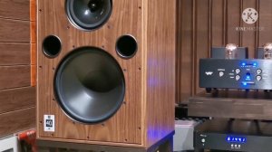 Harbeth 40.3XD, NAT AUDIO, Blue song