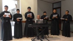 Himno a san Gabriel de la Dolorosa (Novicios pasionistas año 2013-con el P. Odilo Gonzáles C.P)