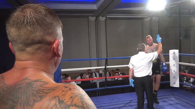 Stingwray Boxing The Grand Battle Bout 14 Ryan Ballard Vs Lloyd Wallis смотреть онлайн
