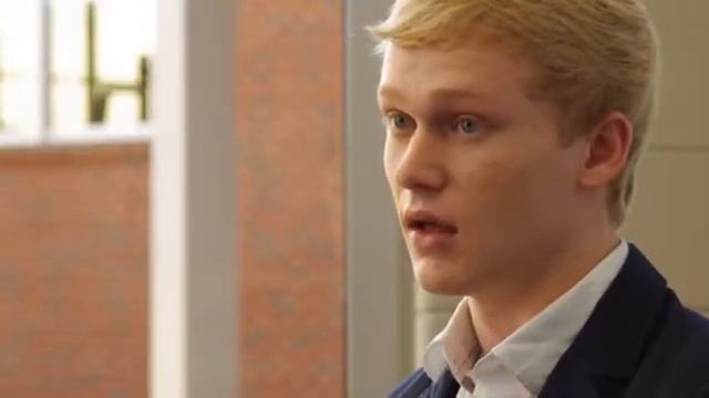 Shining Senior: Brandon James Abbot смотреть онлайн