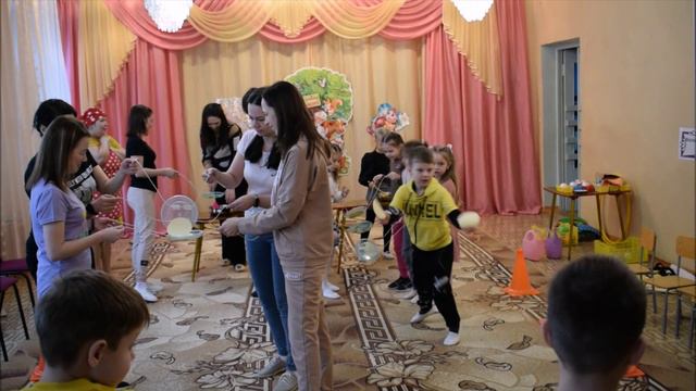 В гости к дедушке Корнею смотреть онлайн