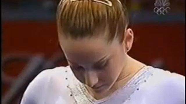 Carly Patterson: Floor Routines ('00 & '04) Montage смотреть онлайн