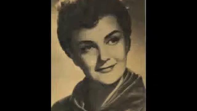 Tolnay Klári - A divat a pillanat gyermeke смотреть онлайн