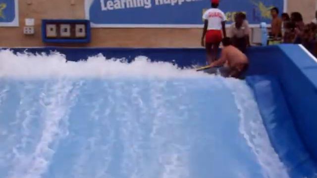Jake on wave rider at Hersheypark Aug. 8, 2009 смотреть онлайн