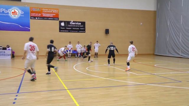 «Лига Полесья». Футбольная встреча смотреть онлайн