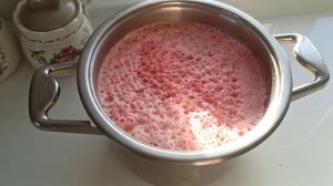 Приготовила говядину с рисом и овощами. Сделала томатный сок.