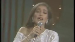 DANIELA ROMO - AMOR PROHIBIDO, SHOW DE LAS ESTRELLAS (COLOMBIA, 1984)