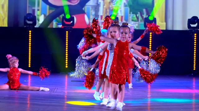 Микки смотреть онлайн