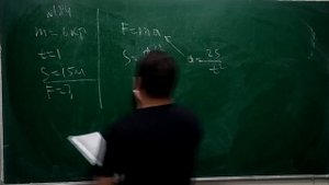 Тело массой 6 кг, начавшее двигаться под действием постоянной силы