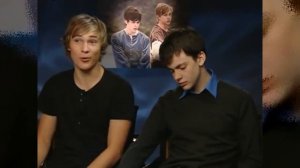 Как изменился мальчик Питер из фильма "Хроники Нарнии" за 15 лет? Актера не узнать