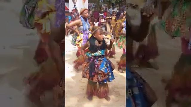 VOGAN BAR PICK AND PAY LA JOURNÉE TRADITION PART III смотреть онлайн