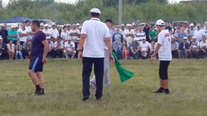 Сабантуй Сафажай 2.08.2014. Борьба на поясах.