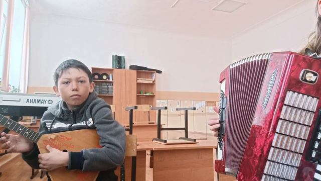 Песня "Пирожки" смотреть онлайн