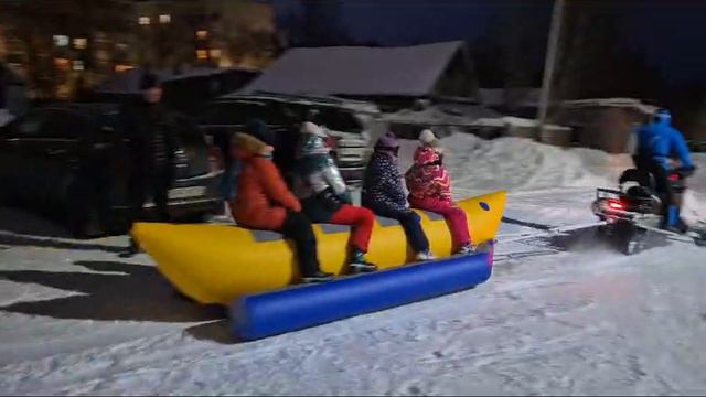 Зимний банан от компании Планета Вода #зима #снег смотреть онлайн