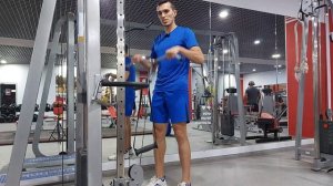 Тяга к подбородку в нижнем блоке