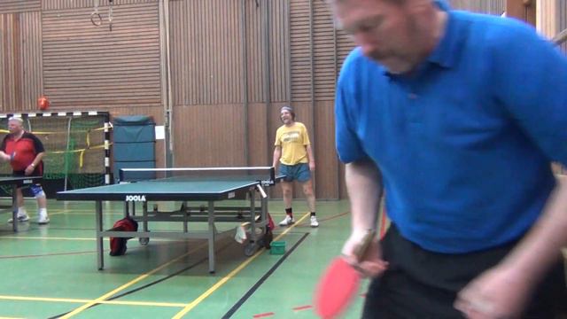TTBezirksm Senioren2014Greuther Fuerth 18Lothar James Wagner vs Werner Kurica CVJM Erlangen