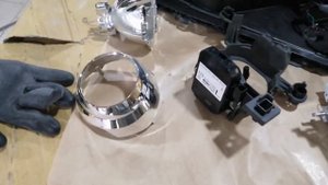 Замена штатных адаптивных ксеноновых линз mazda 6gh на bi led.