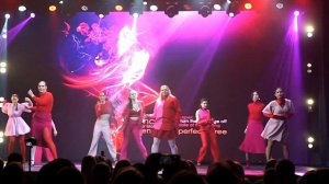 Вакинг Вспышка. Справа в красном — наша Инесса Назарян.