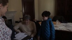 Миша на съёмках Между нами девочками