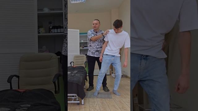 ТРАВМА колена. Сложно удерживать туловище стоя. #sjdtr #квантоваякоррекция #мастерхруст #суджок