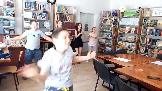Веселые танцы