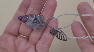 Как сделать гроздь из бусин. Схема. Каменная крошка .#necklace #handmade_jewellery